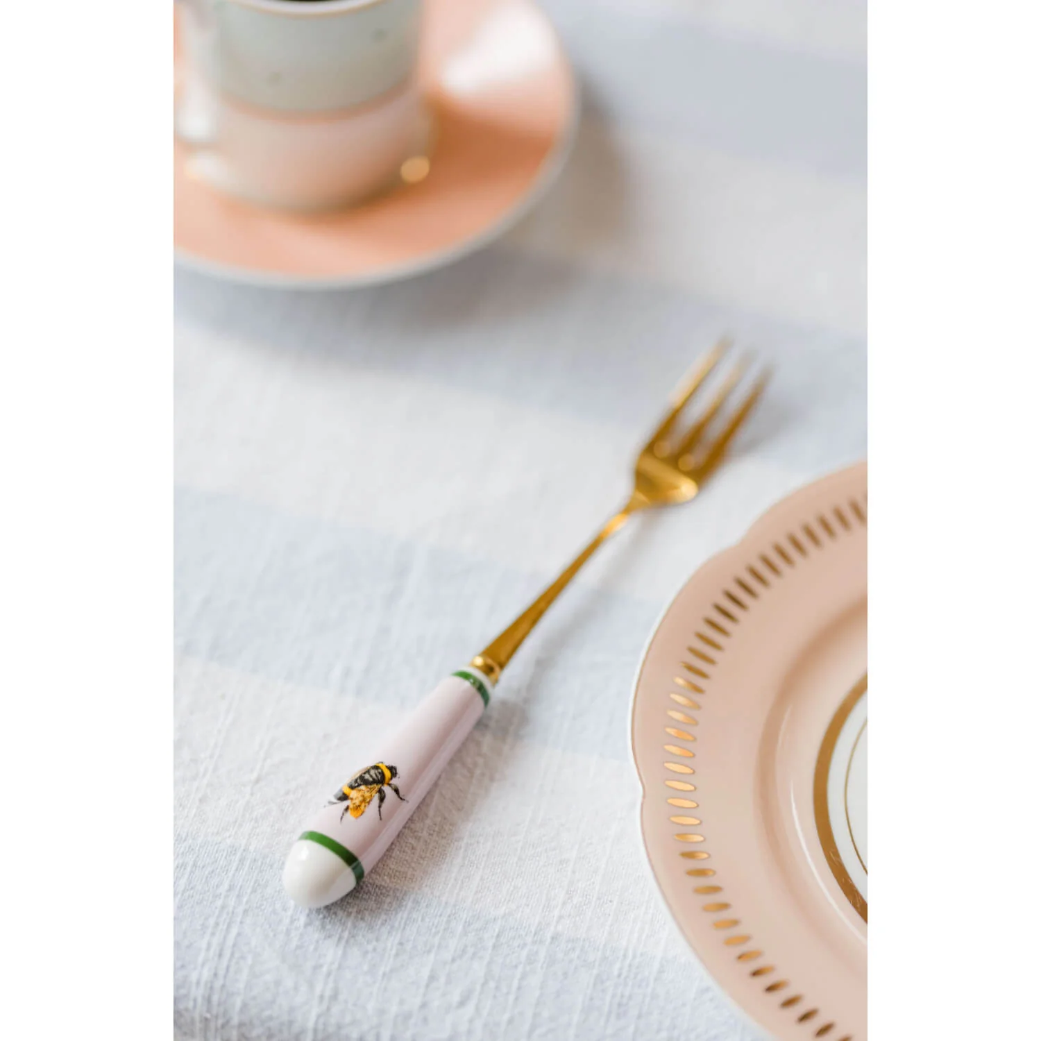 Yvonne Ellen Set Of 4 Cake Forks With China Handles - Bee - Image 5