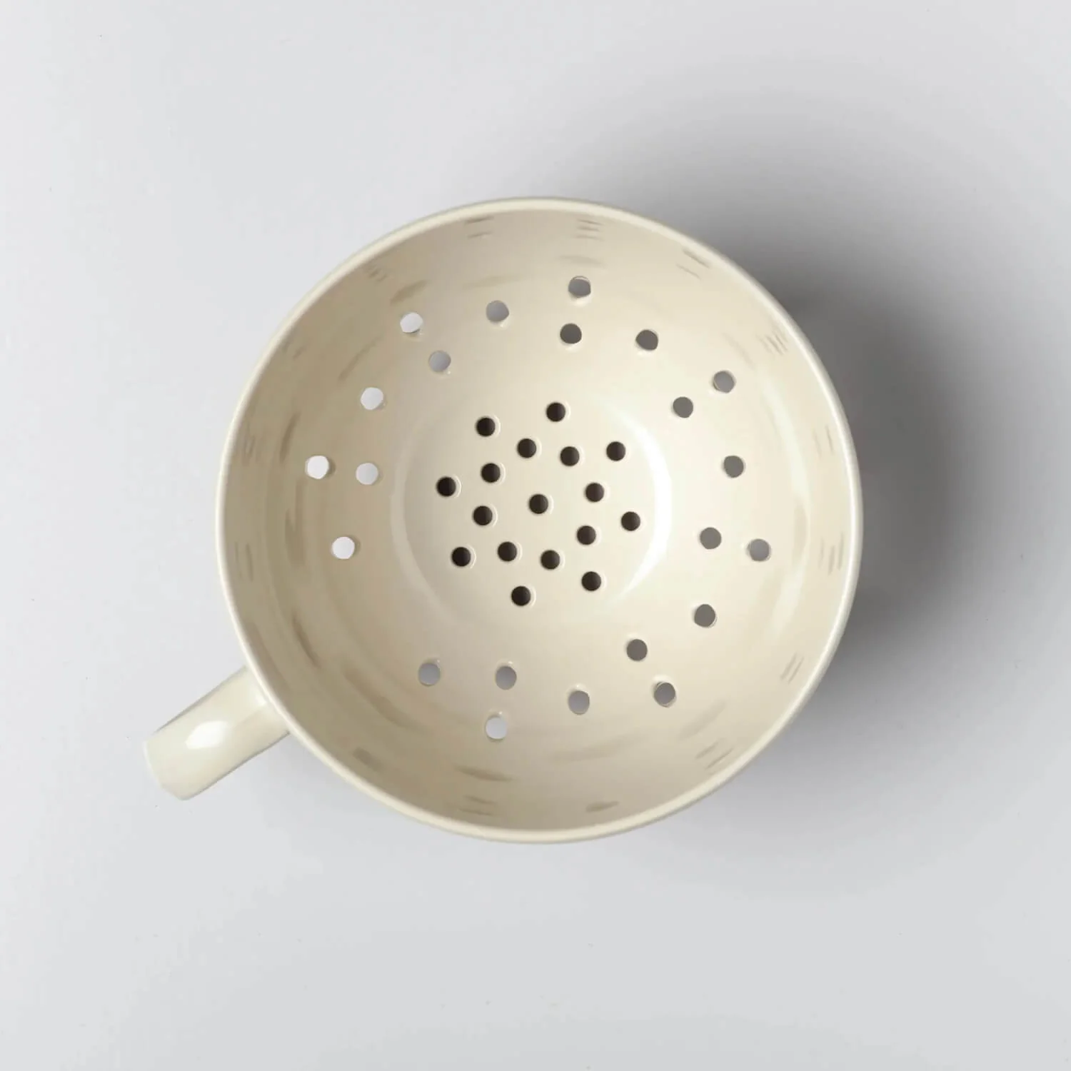 Zeal Berry 10cm Melamine Colander with Handle - Cream - Image 2
