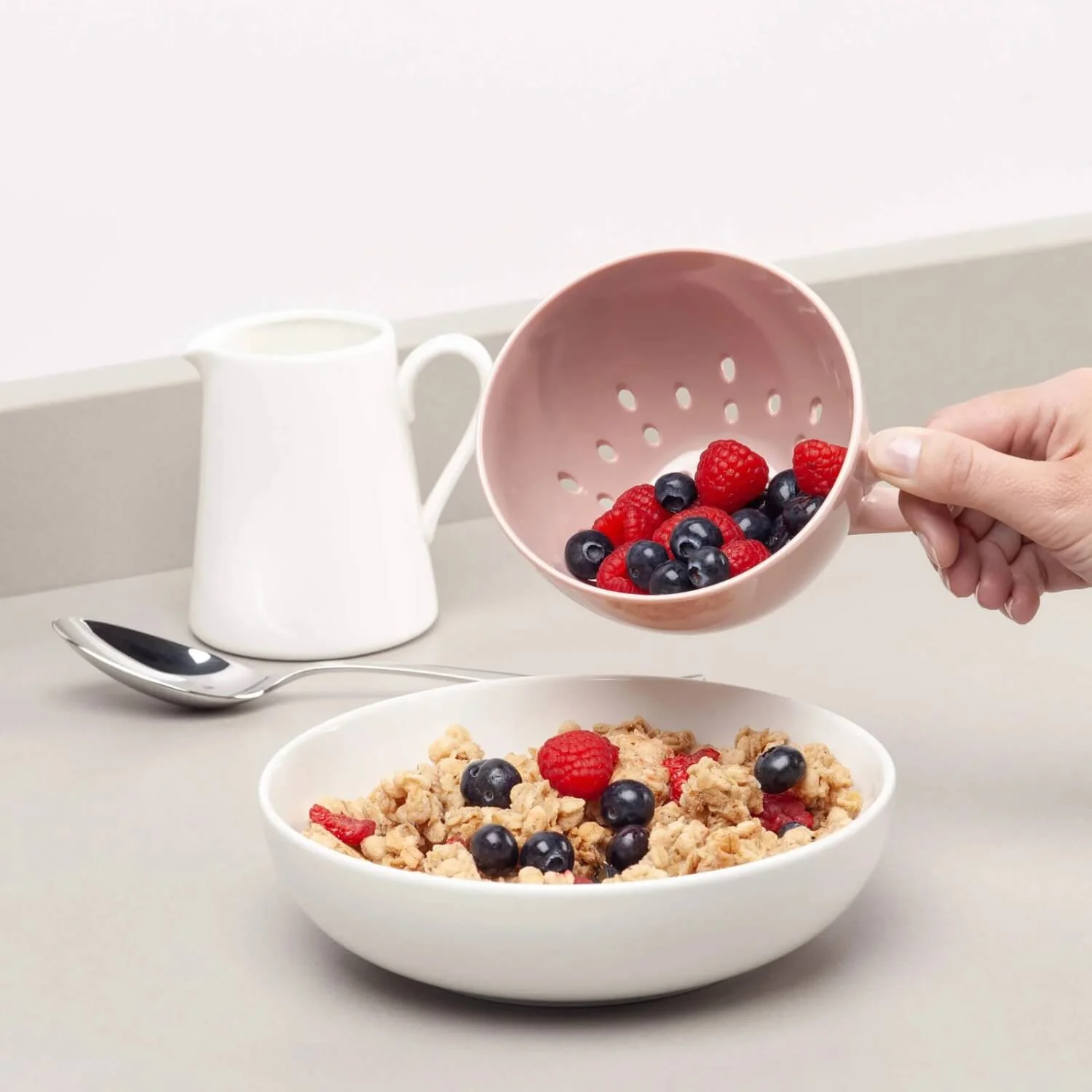 Zeal Berry 10cm Melamine Colander with Handle - Rose Pink - Image 5