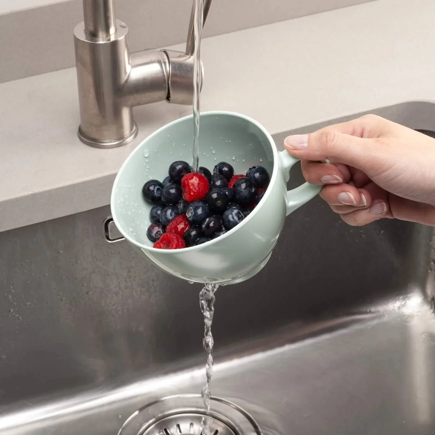 Zeal Berry 10cm Melamine Colander with Handle - Sage Green - Image 3