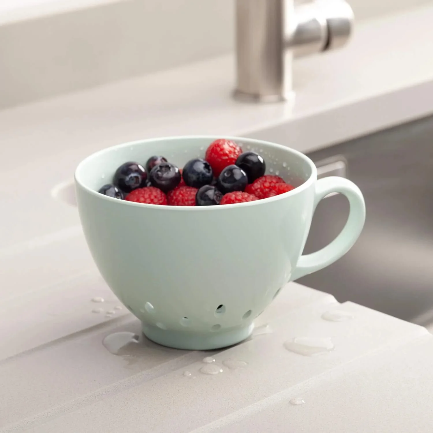 Zeal Berry 10cm Melamine Colander with Handle - Sage Green - Image 4