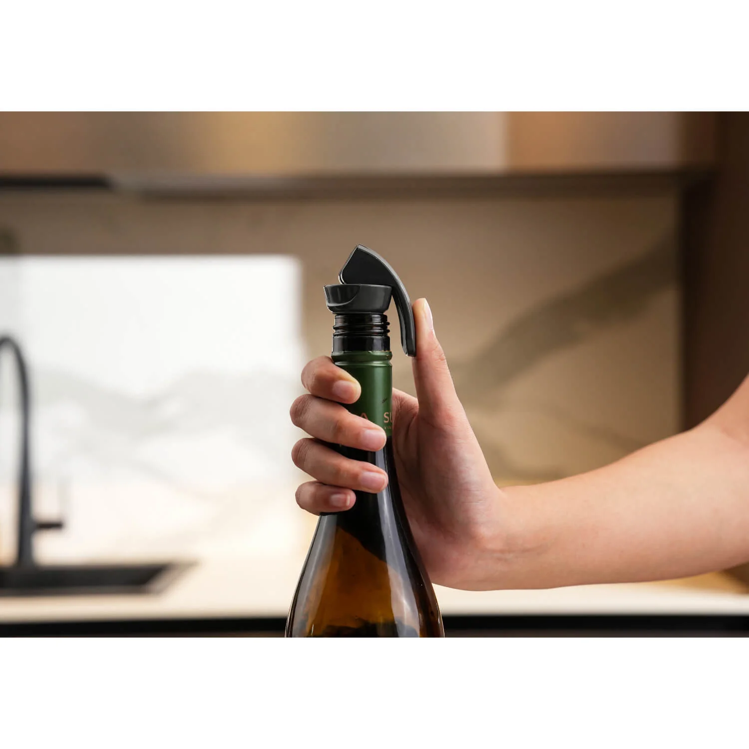 Zyliss 2-Piece Bottle Stopper Set - Image 6