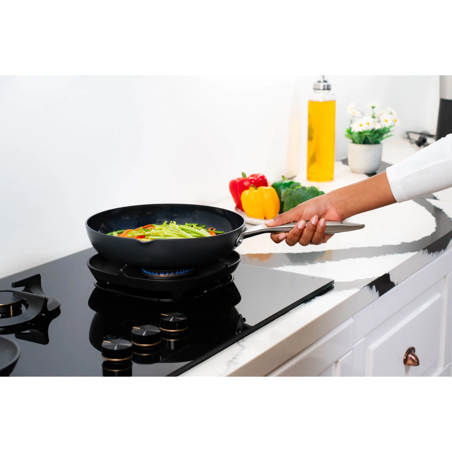Zyliss Ultimate Pro 28cm Ceramic Non-Stick Frying Pan - Image 6
